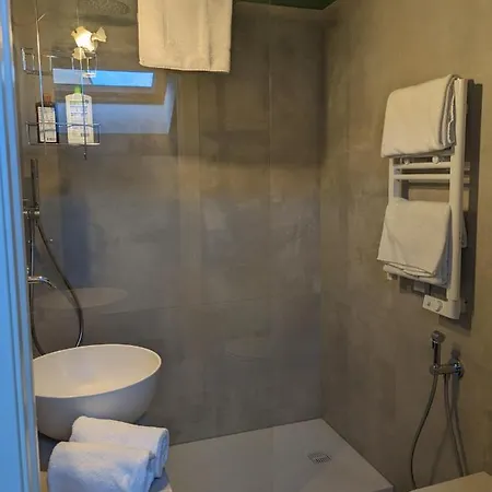 La Nocciolina Mansarda In Centro Appartement *