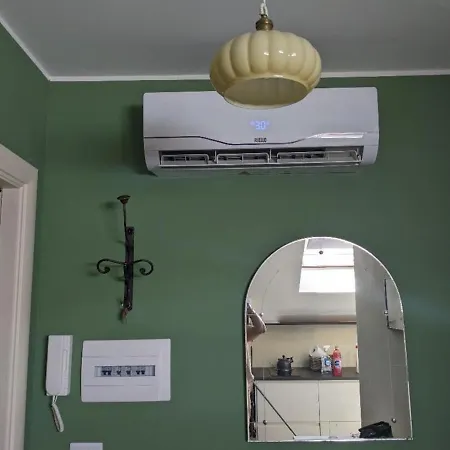 Apartman La Nocciolina Mansarda In Centro *