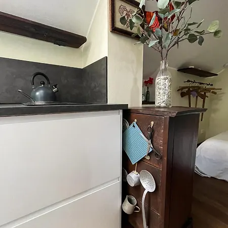 La Nocciolina Mansarda In Centro Apartman